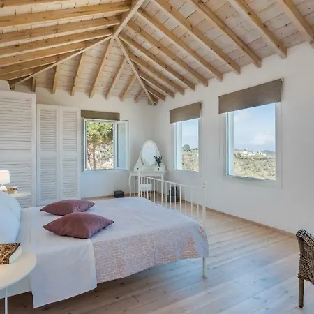 Villa Savvina Skopelos Town