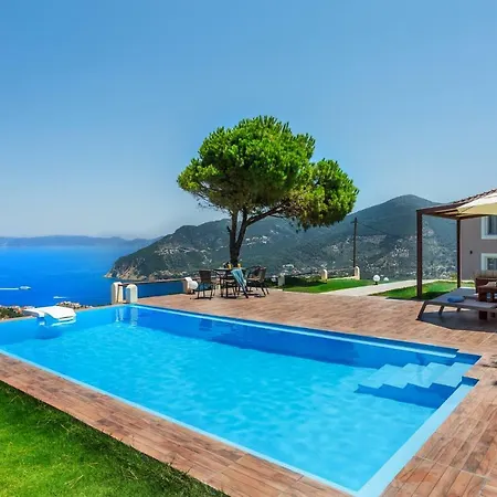 Savvina Villa Skopelos Town
